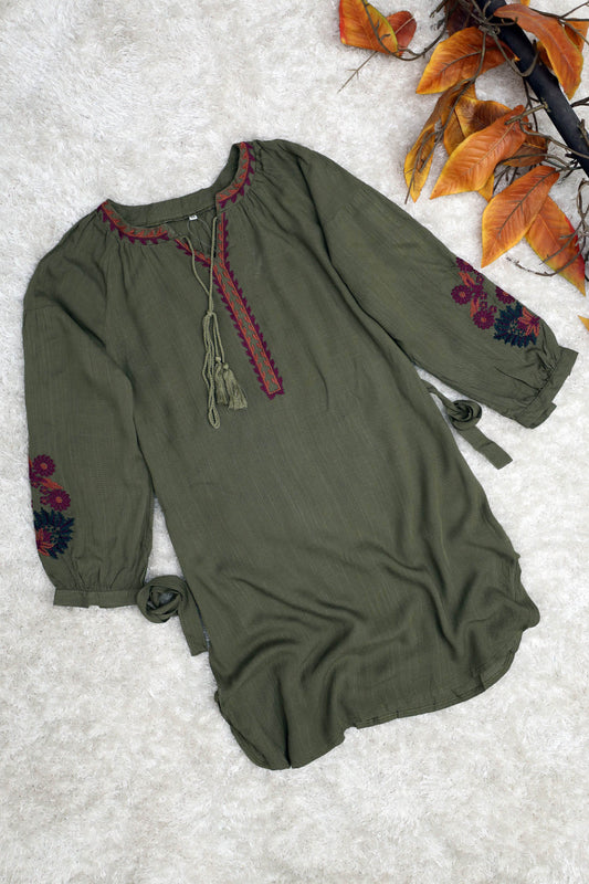 Sale 30% Embroidered Design Floral Aztec Turkish Imported Top